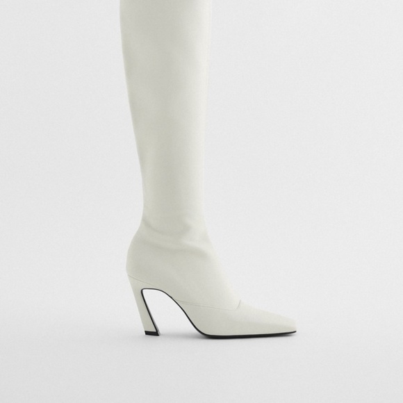 ZARA Geometrical Heel High Shaft Boots - Picture 8 of 8